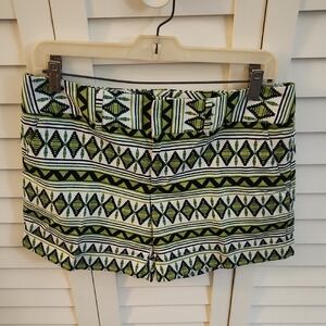 INC International Concepts Green and Black Geometric 5" Shorts